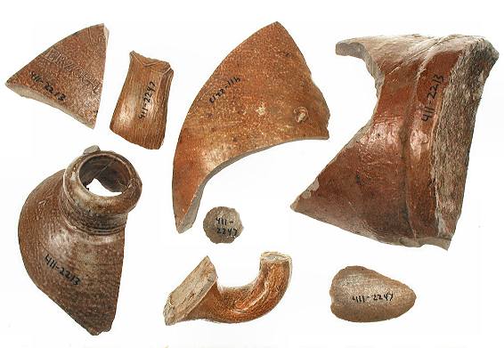 Image of stoneware fragments
